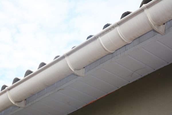 Cost of Plastic Gutter Installation in Columbia