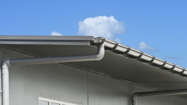 Cost of Eavestrough Service in Columbia